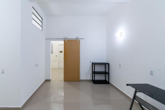 Suíte de casa para alugar com 1 quarto, 37m² em Parque Jabaquara, São Paulo