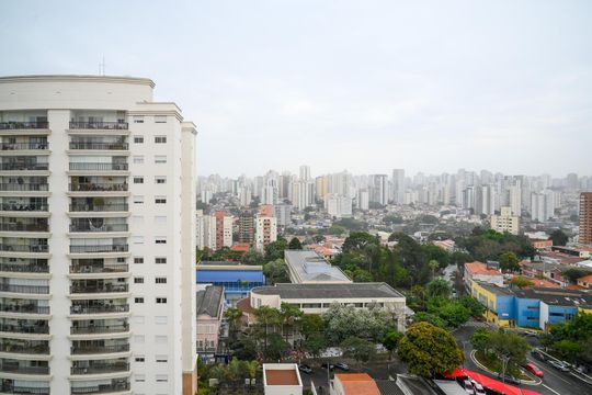 Varanda - Vista de apartamento à venda com 3 quartos, 129m² em Bosque da Saúde, São Paulo