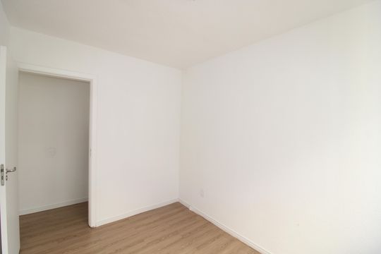 Quarto 1 de apartamento para alugar com 2 quartos, 43m² em Vila Pedra Branca, São Paulo
