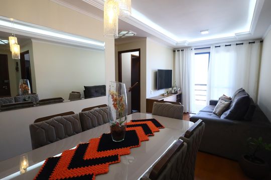 Apartamento à venda com 2 quartos, 58m² em Vila Menck, Osasco