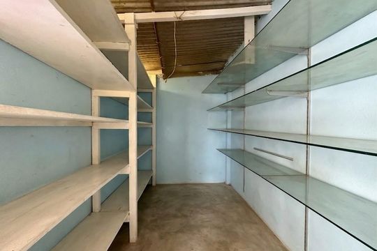 Edícula  de casa à venda com 3 quartos, 240m² em Jardim Promissao, São Paulo