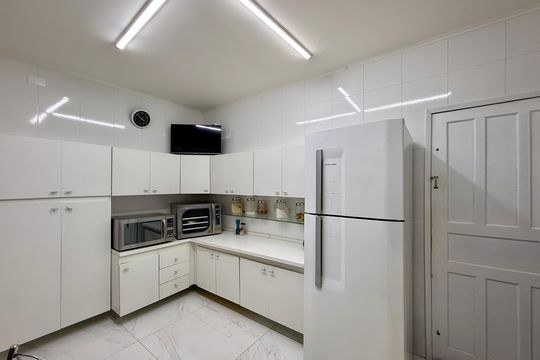 Cozinha  de casa à venda com 3 quartos, 240m² em Jardim Promissao, São Paulo