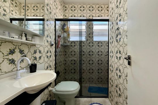 Banheiro Suíte  de casa à venda com 3 quartos, 240m² em Jardim Promissao, São Paulo