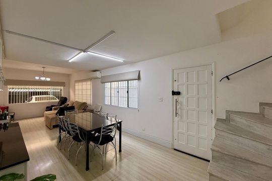 Casa à venda com 3 quartos, 240m² em Jardim Promissao, São Paulo
