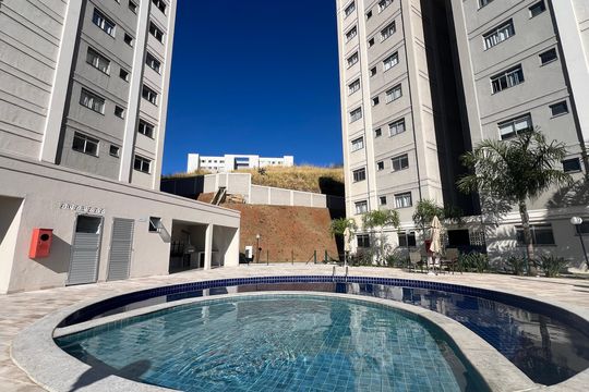 Área comum - Piscina de apartamento à venda com 2 quartos, 49m² em Engenho Nogueira, Belo Horizonte