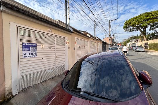 Fachada  de casa à venda com 3 quartos, 98m² em Jardim Ubirajara, São Paulo