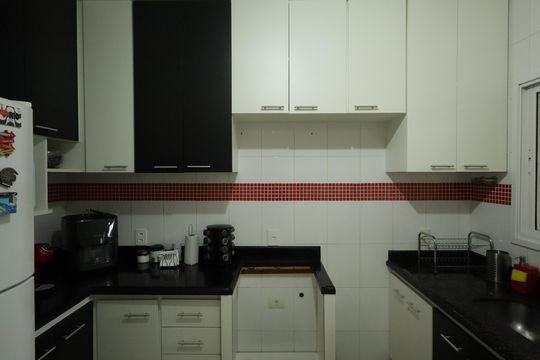 Cozinha de casa à venda com 3 quartos, 98m² em Jardim Ubirajara, São Paulo