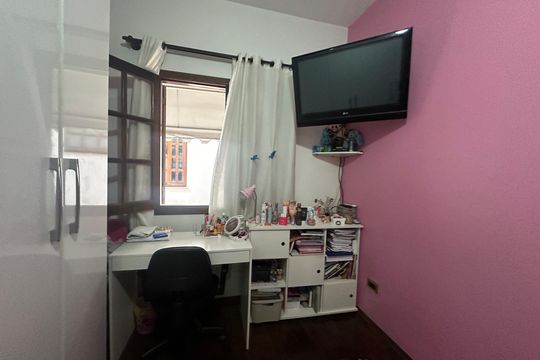Quarto 1 de casa à venda com 3 quartos, 210m² em Jardim Silveira, Barueri