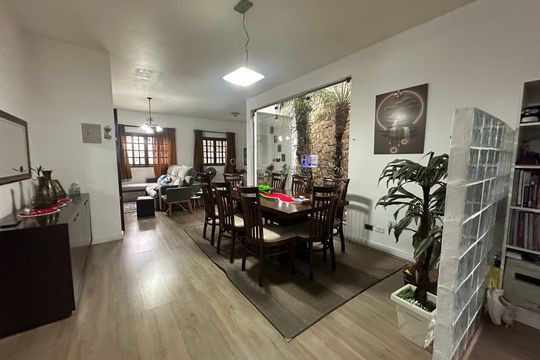 Sala de Jantar de casa à venda com 3 quartos, 210m² em Jardim Silveira, Barueri