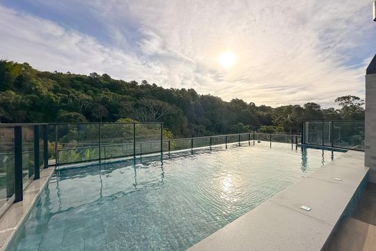 Área comum - Piscina de apartamento para alugar com 2 quartos, 55m² em Cachoeira do Bom Jesus, Florianópolis