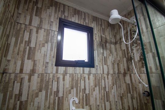 Banheiro de apartamento à venda com 3 quartos, 69m² em Vila das Belezas, São Paulo