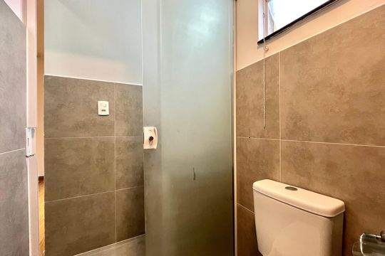 Banheiro de apartamento para alugar com 1 quarto, 45m² em Mirandópolis, São Paulo