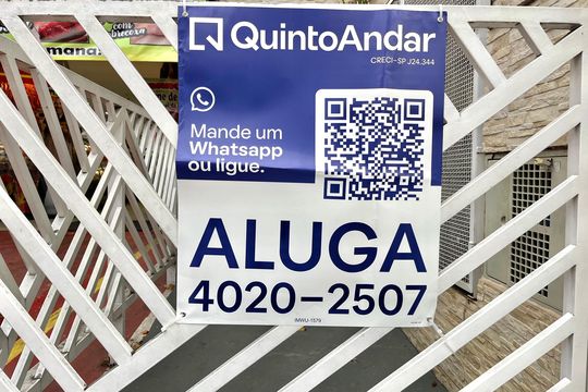 Plaquinha  de apartamento para alugar com 1 quarto, 45m² em Mirandópolis, São Paulo