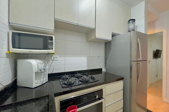 Cozinha de casa de condomínio para alugar com 2 quartos, 45m² em Vila Barros, Guarulhos