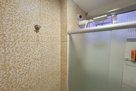 Banheiro de casa de condomínio para alugar com 2 quartos, 45m² em Vila Barros, Guarulhos
