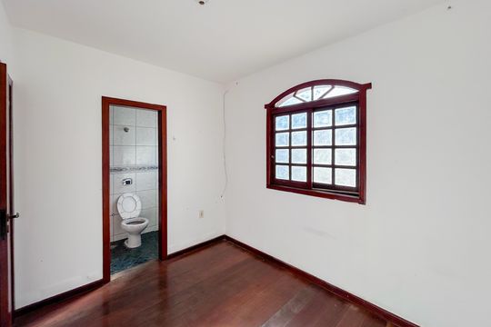 Casa para alugar com 2 quartos, 80m² em Planalto, Belo Horizonte