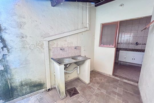 Casa para alugar com 2 quartos, 80m² em Planalto, Belo Horizonte