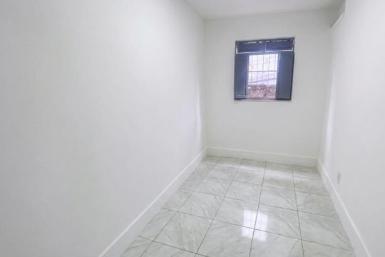 Quarto de casa para alugar com 1 quarto, 60m² em Xerém, Duque de Caxias