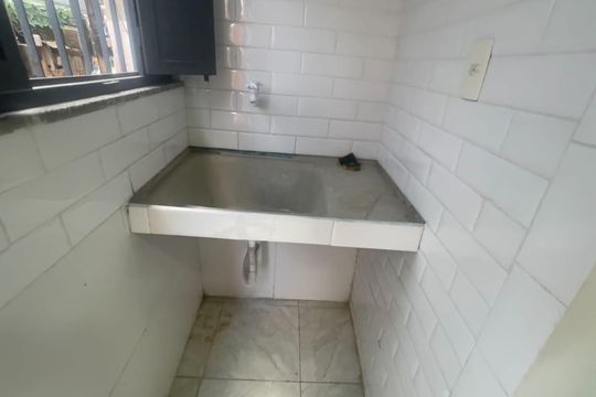 Área de Serviço de casa para alugar com 1 quarto, 60m² em Xerém, Duque de Caxias