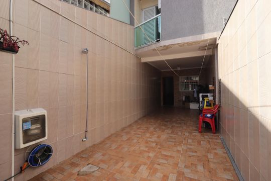 Garagem de casa à venda com 3 quartos, 100m² em Vila Bela Vista, Santo André