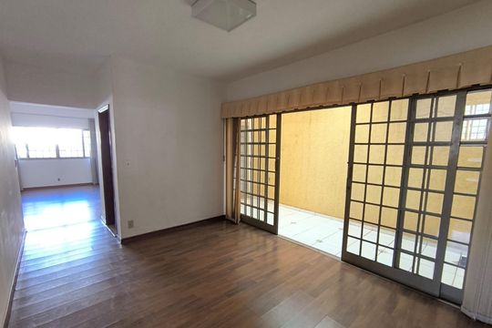 Sala de casa para alugar com 4 quartos, 300m² em Jardim Cardinalli, São Carlos