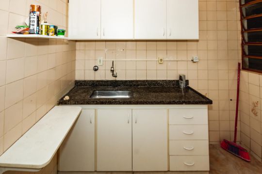 Cozinha de apartamento para alugar com 2 quartos, 70m² em São João Batista, Belo Horizonte
