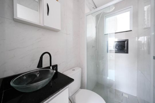 Banheiro de apartamento para alugar com 2 quartos, 34m² em Vila Dalila, São Paulo