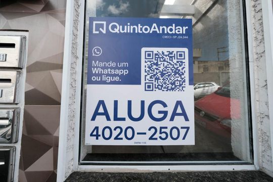 Placa de apartamento para alugar com 2 quartos, 34m² em Vila Dalila, São Paulo