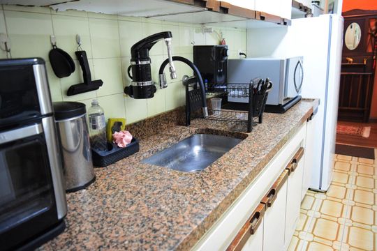 Cozinha de apartamento à venda com 3 quartos, 136m² em Vila Mariana, São Paulo