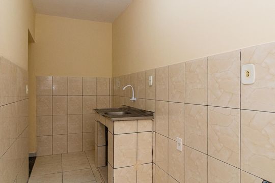 Cozinha e Área de Serviço de apartamento para alugar com 1 quarto, 26m² em Bangu, Rio de Janeiro
