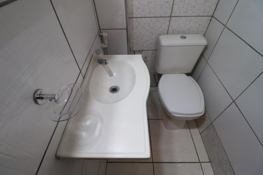 Banheiro suite  de apartamento para alugar com 3 quartos, 94m² em Centro, Ribeirão Preto