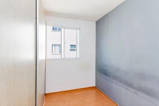 Quarto de apartamento para alugar com 2 quartos, 48m² em Chácara das Pedras, Porto Alegre