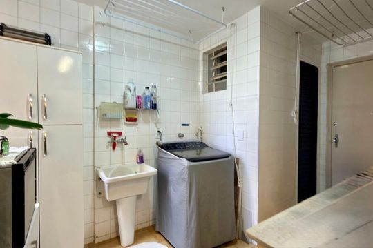 Apartamento à venda com 3 quartos, 130m² em Gutierrez, Belo Horizonte