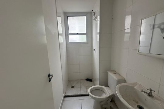 Banheiro de apartamento à venda com 2 quartos, 45m² em Jardim Sao Paulo, Barueri