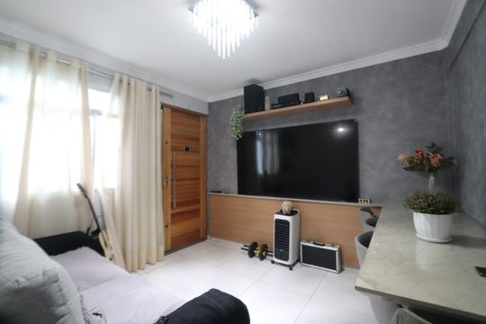Apartamento à venda com 2 quartos, 56m² em Jardim Santa Adelia, São Paulo
