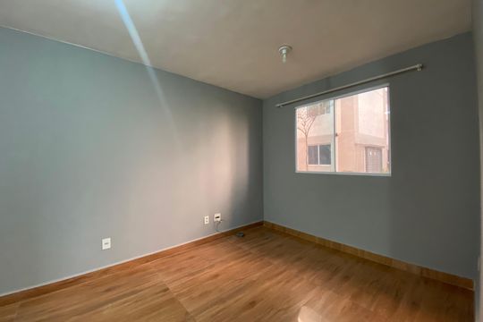 Apartamento para alugar com 2 quartos, 40m² em Jardim Joao Xxiii, São Paulo