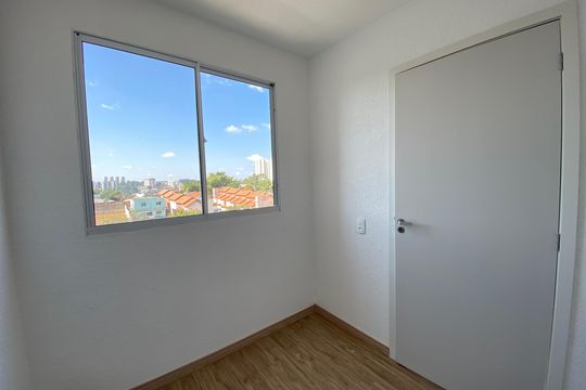 Quarto de apartamento para alugar com 2 quartos, 33m² em Jardim Gilda Maria, São Paulo