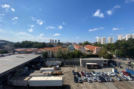 Sala - Vista de apartamento para alugar com 2 quartos, 33m² em Jardim Gilda Maria, São Paulo