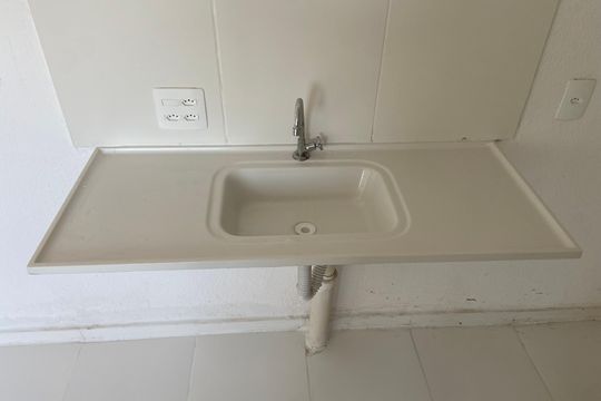 Cozinha de apartamento para alugar com 2 quartos, 33m² em Jardim Gilda Maria, São Paulo