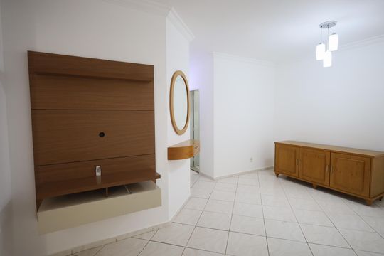 Sala de apartamento para alugar com 3 quartos, 72m² em Piratininga, Osasco