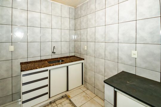 Casa à venda com 5 quartos, 240m² em Jaqueline, Belo Horizonte