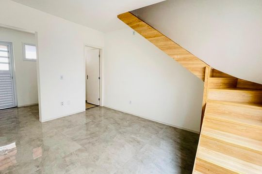 Sala de casa de condomínio para alugar com 2 quartos, 82m² em Centreville, Cotia