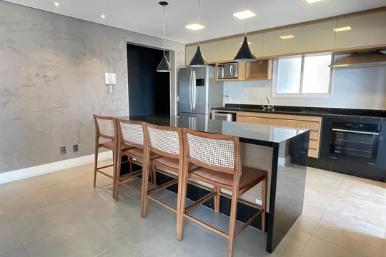Sala de apartamento à venda com 4 quartos, 171m² em Jardim Arpoador, São Paulo