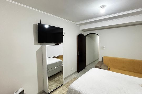 Suite de casa à venda com 2 quartos, 175m² em Jardim Santo André, Santo André