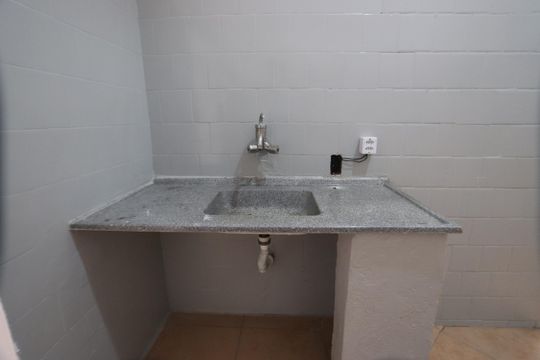 Cozinha de casa à venda com 1 quarto, 40m² em Vila Paulo Silas, São Paulo