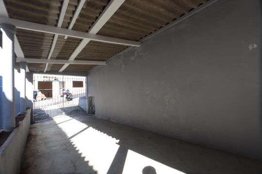 Garagem de casa à venda com 1 quarto, 40m² em Vila Paulo Silas, São Paulo