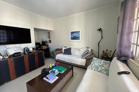 Casa à venda com 4 quartos, 181m² em Vila Valqueire, Rio de Janeiro