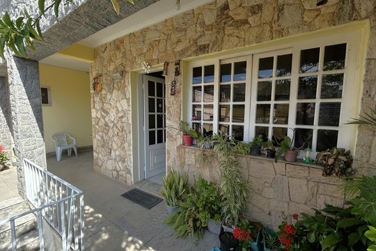 Varanda de casa à venda com 4 quartos, 181m² em Vila Valqueire, Rio de Janeiro