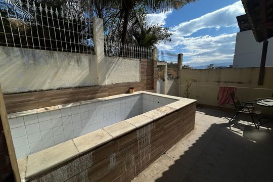 Área comum - Piscina de casa à venda com 4 quartos, 181m² em Vila Valqueire, Rio de Janeiro