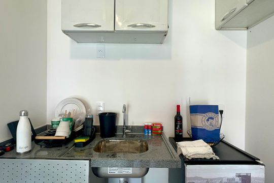 Cozinha de kitnet/studio à venda com 1 quarto, 30m² em Pinheiros, São Paulo